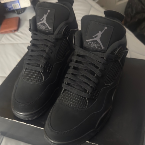 Jordan 4 black cats DS pair
